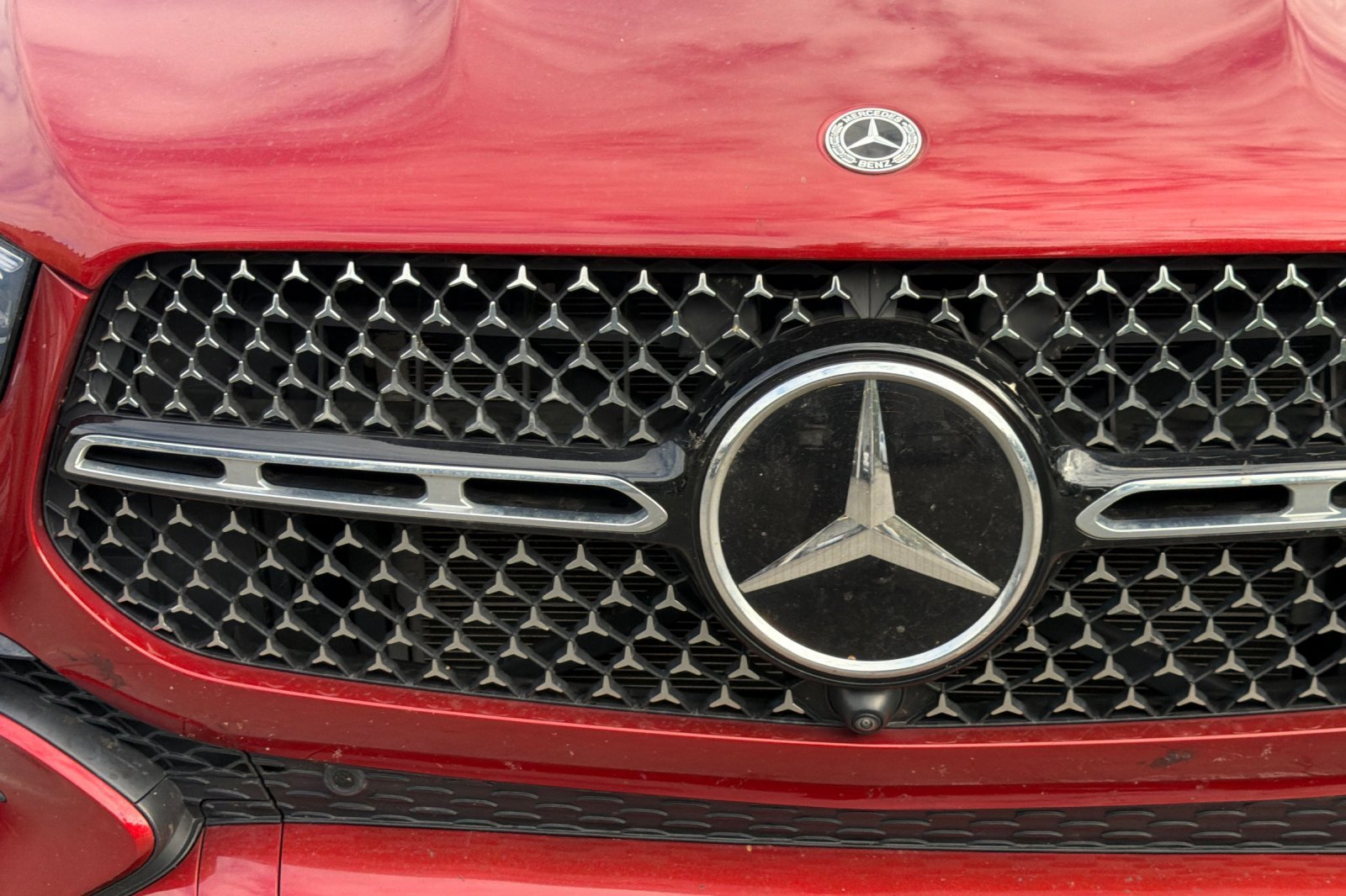 Certified Used 2024 Red Mercedes-Benz GLE 450e image 15