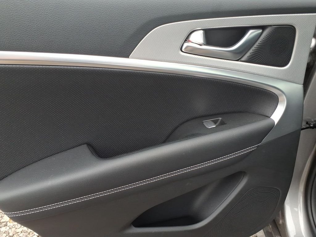 2026 GENESIS G70 Prestige - Photo 10