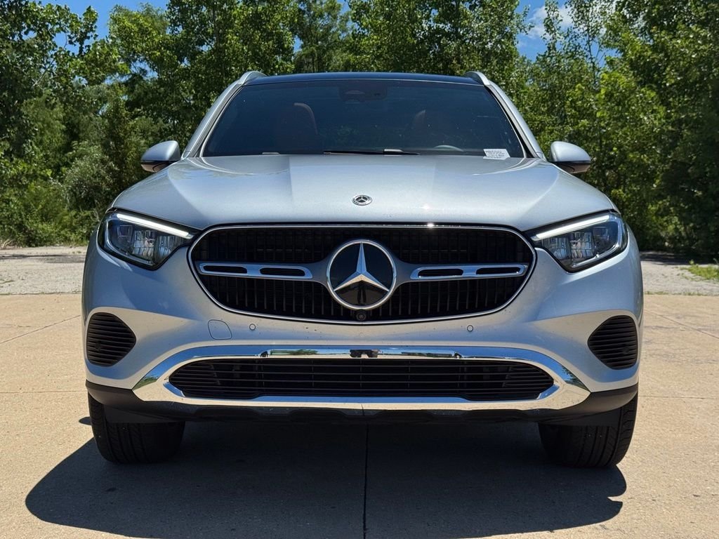 Used 2026 Silver Mercedes-Benz GLC 300 image 10