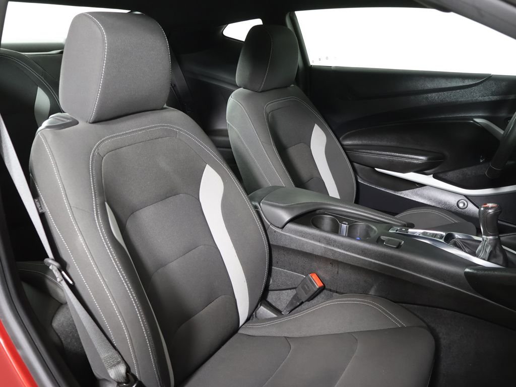 2023 Chevrolet Camaro LT1 - Photo 23