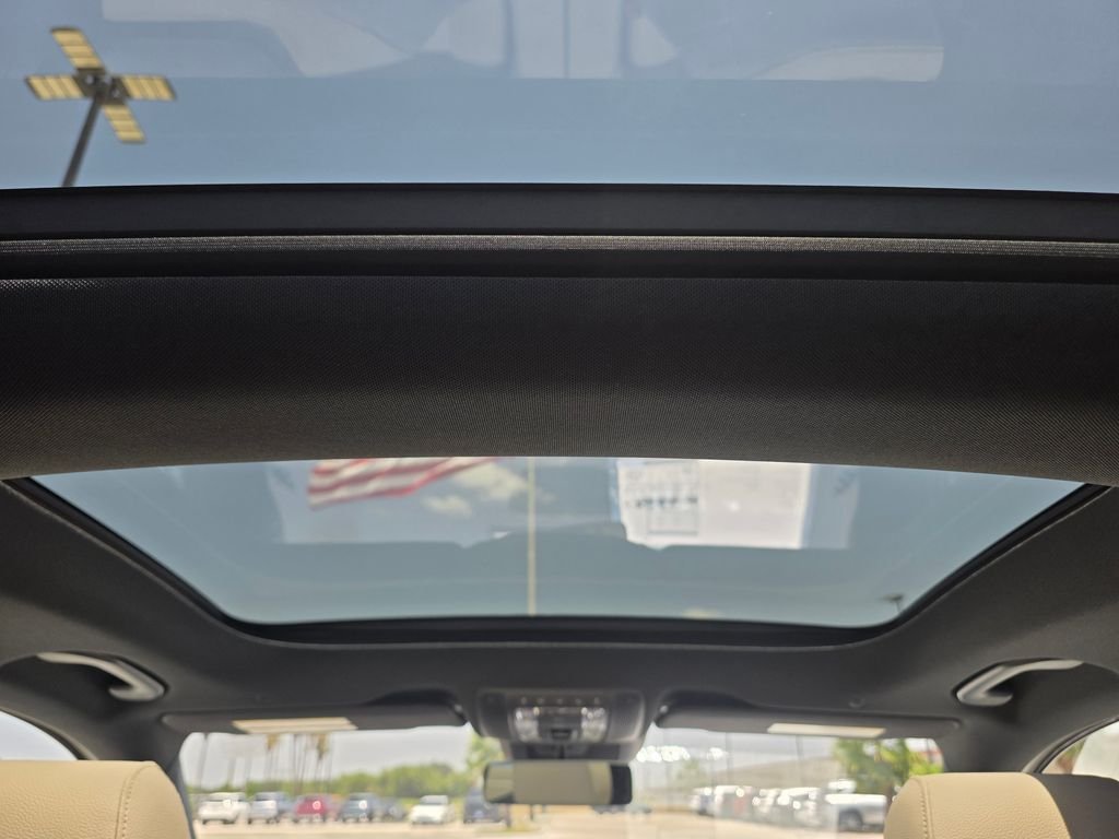 New 2026 Polar White Mercedes-Benz GLA 250 image 28