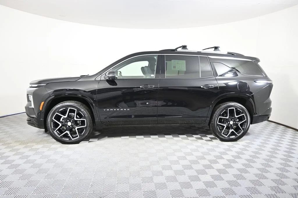 Used 2025 Chevrolet Traverse High Country with VIN 1GNEVKRS5SJ245128 for sale in Forest Lake, Minnesota