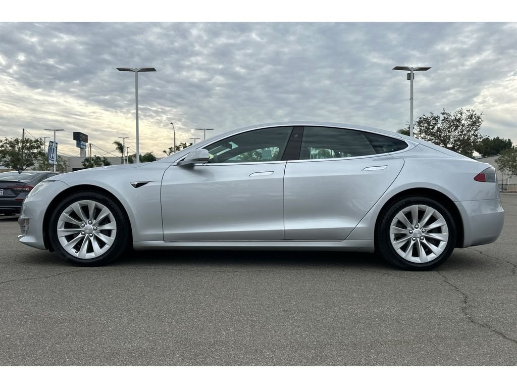 Used 2018 Tesla Model S 75D with VIN 5YJSA1E26JF264400 for sale in Corona, CA