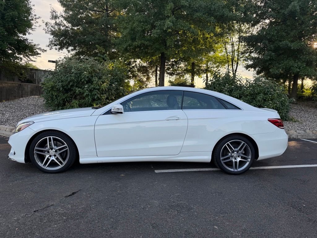 Used 2016 White Mercedes-Benz E 400 image 3