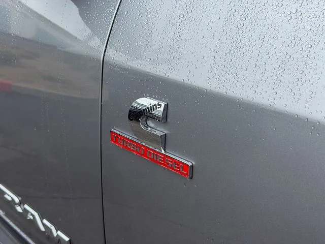Used 2024 Silver Ram Laramie image 7