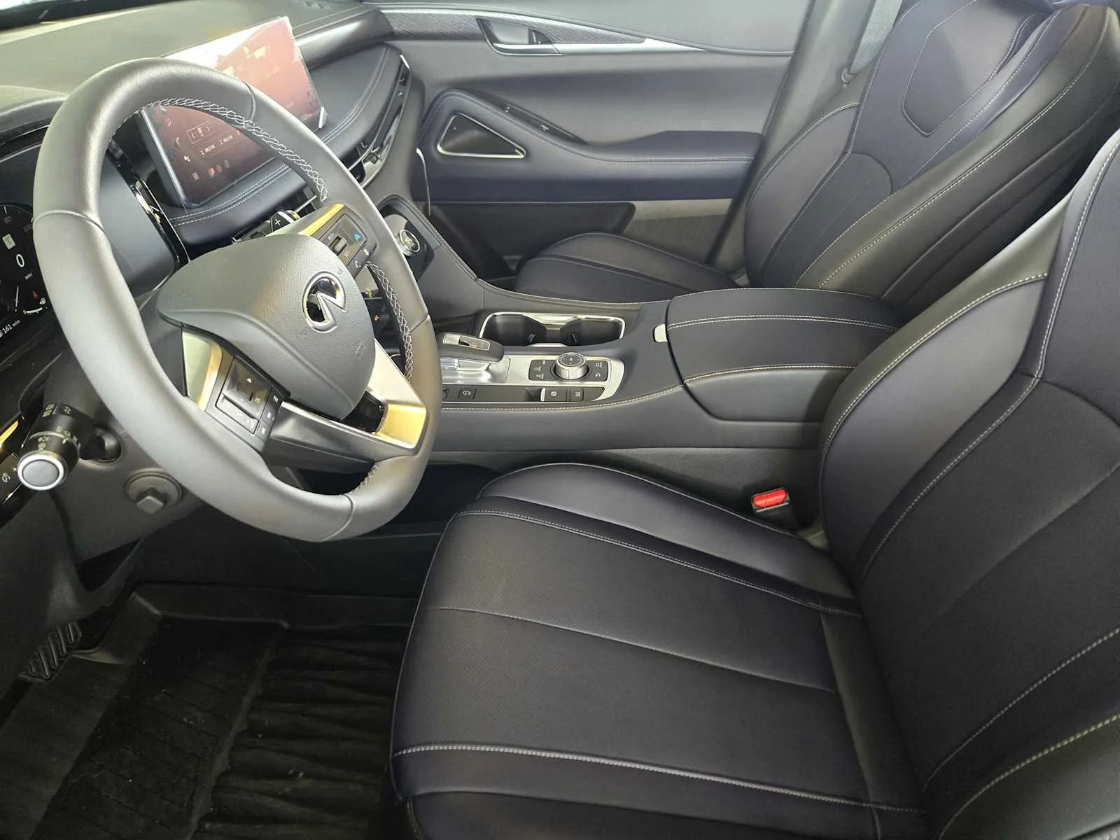 New 2026 MINERAL BLACK INFINITI Sport AWD image 7