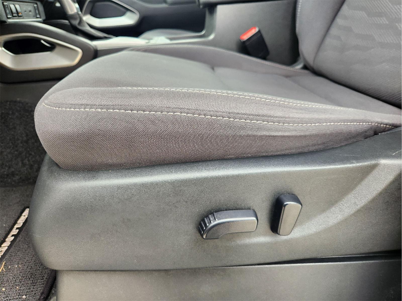 2024 Nissan Frontier photo 24 of 33