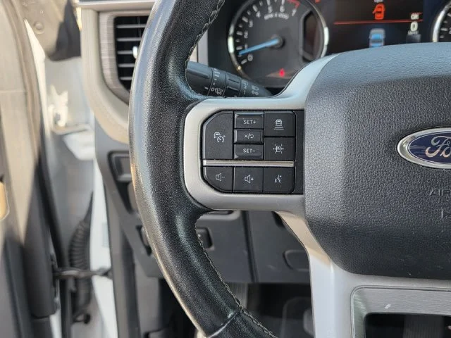 Certified Used 2022 Oxford White Ford Limited image 30