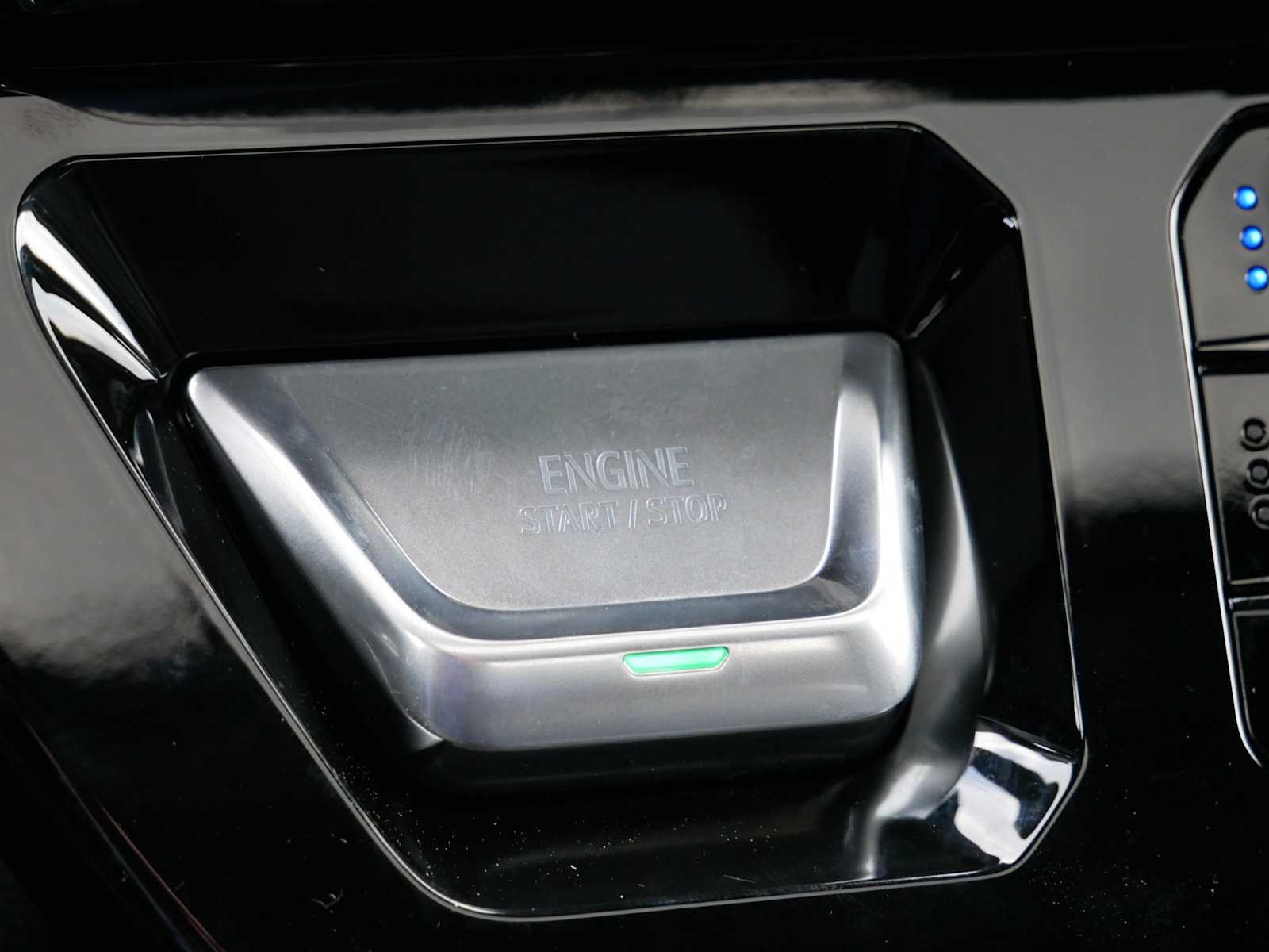 2026 GMC Sierra 3500HD Denali - Photo 27