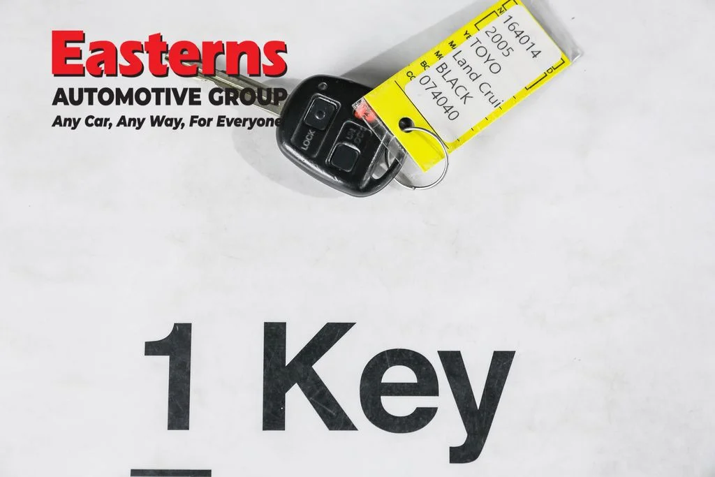 Used 2005 Black Toyota Base image 27