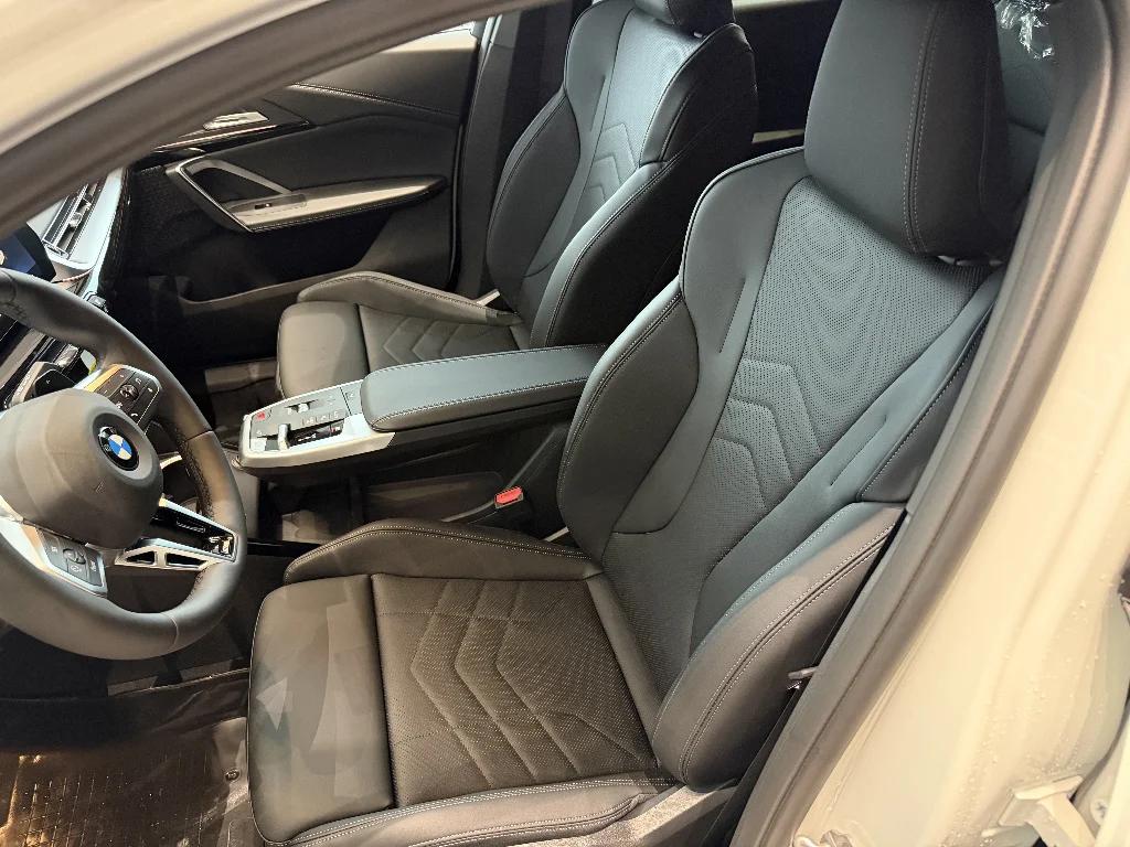 New 2026 Alpine White BMW xDrive28i image 12