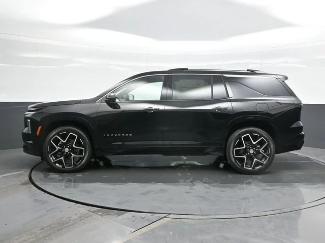 New 2026 Mosaic Black Metallic Chevrolet High Country image 4