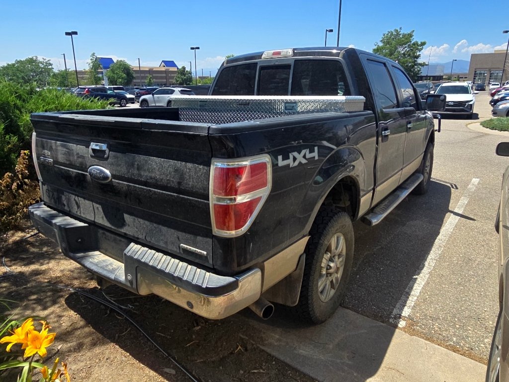 Used 2011 Tuxedo Black Metallic Ford XLT image 15