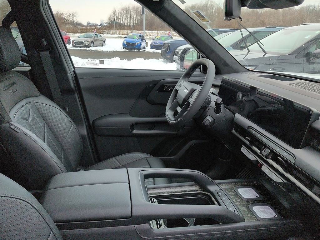New 2027 Glacial White Pearl Kia X-Pro SX Prestige image 7
