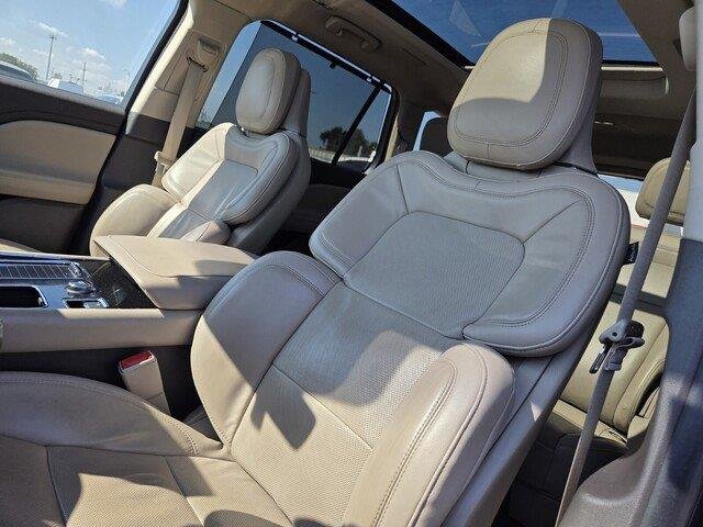Used 2023 Flight Blue Metallic Clearcoat Lincoln Reserve image 13