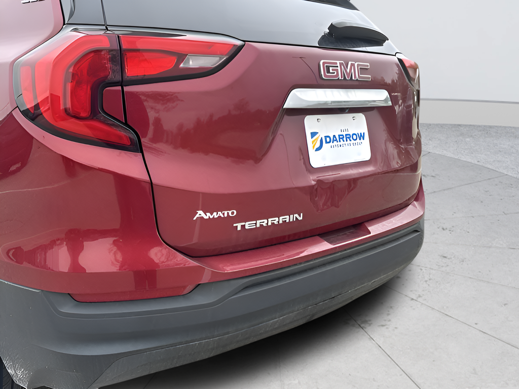 Used 2018 Red GMC SLE image 27
