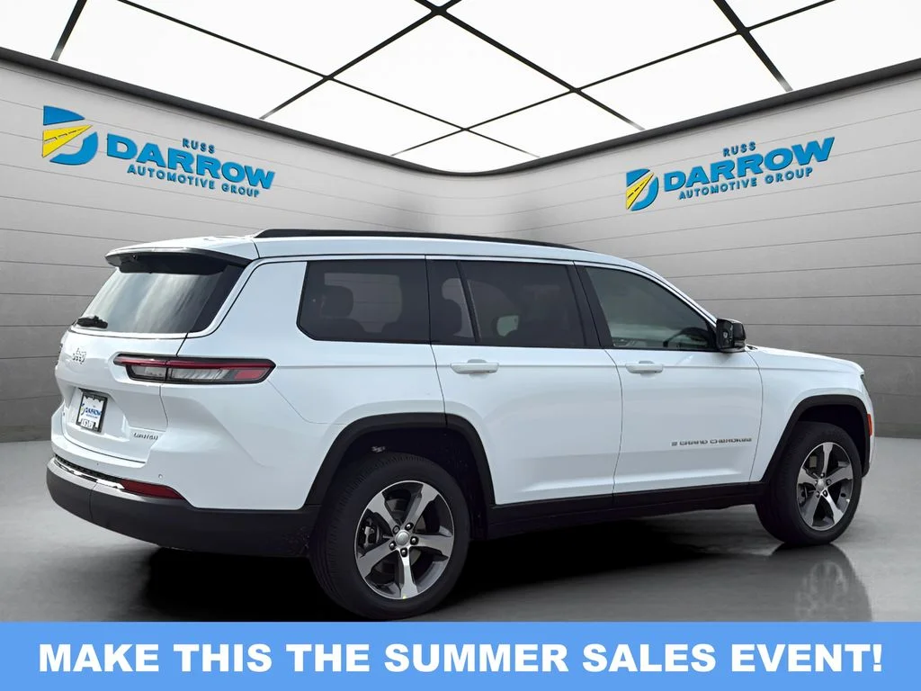 New 2025 Bright White Clear-Coat Exterior Paint Jeep Limited image 5