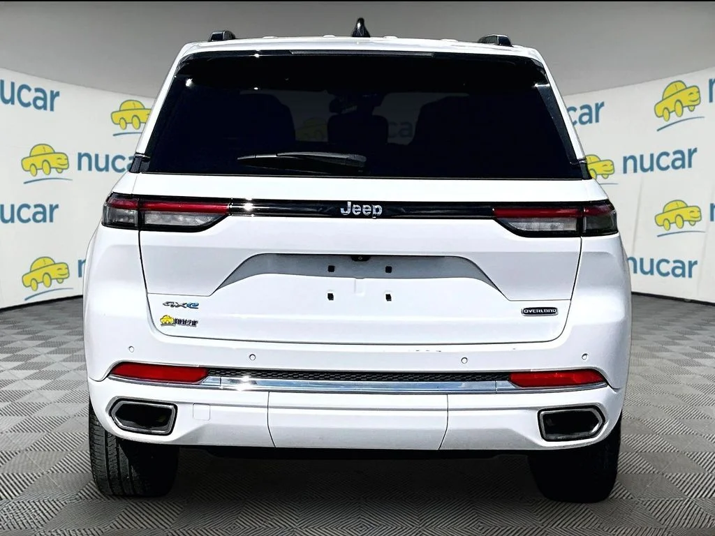 Used 2022 White Jeep Overland 4xe image 5