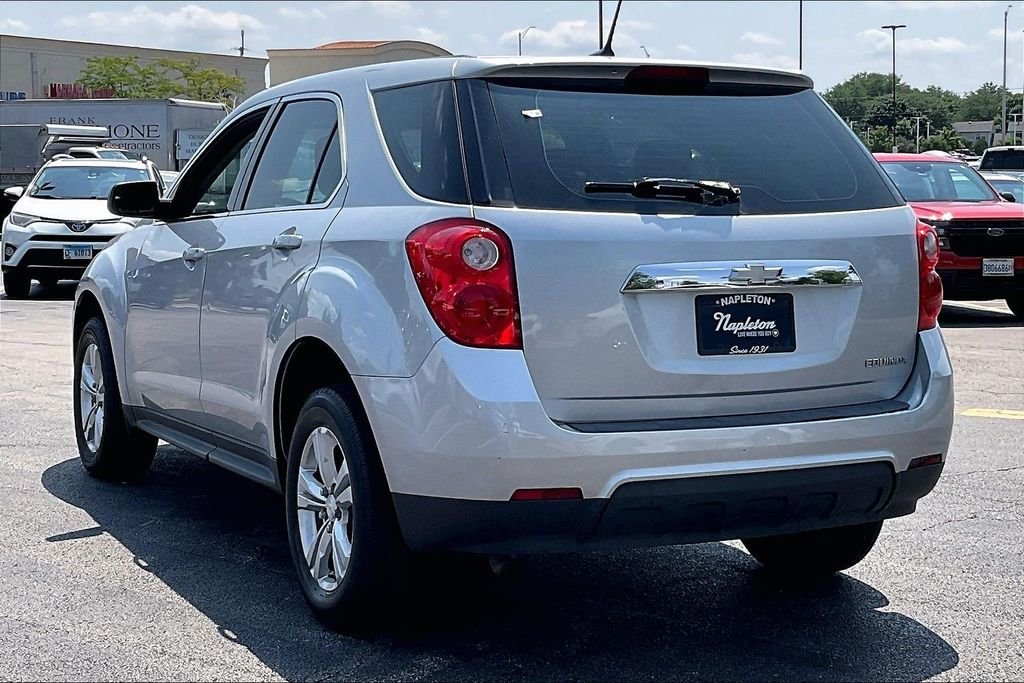 Used 2014 Silver Chevrolet LS image 13
