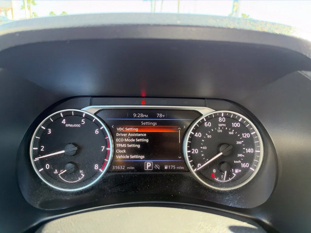 Used 2025 Gray Nissan SV image 11