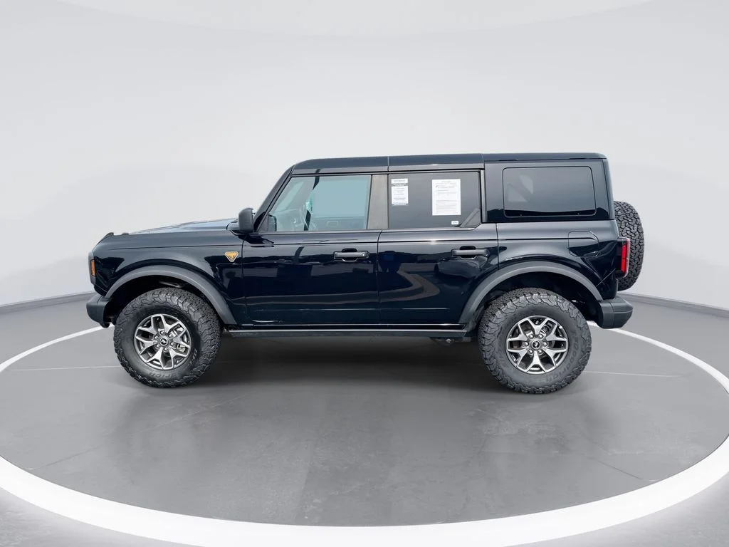 Used 2025 Black Ford Badlands image 5