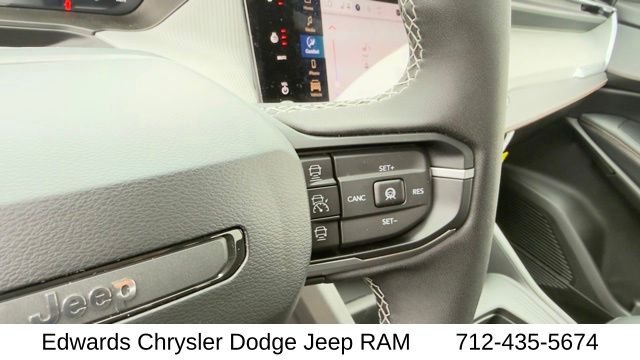 New 2026 Sting-Gray Clear-Coat Exterior Paint Jeep Limited image 22
