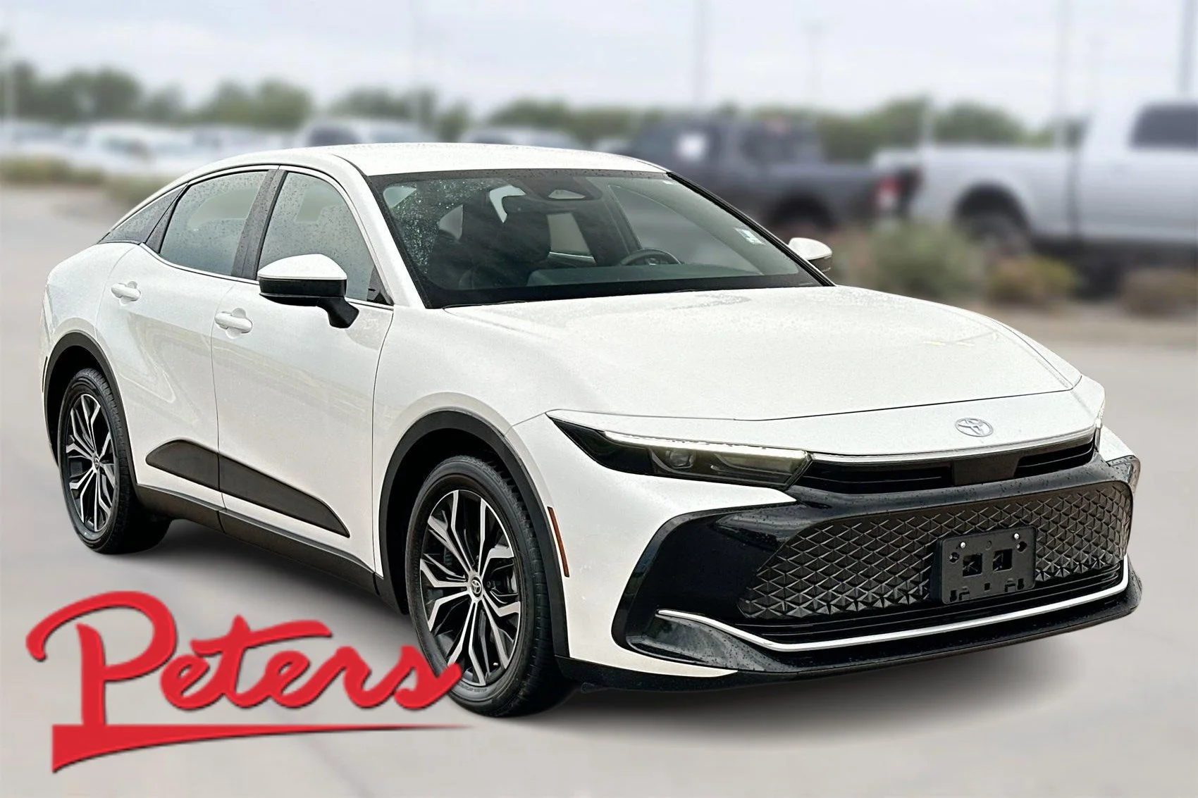 Used 2023 White Toyota XLE image 1