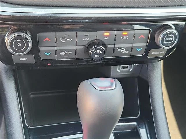 Used 2024 Sting-Gray Clearcoat Jeep Trailhawk 4x4 image 15