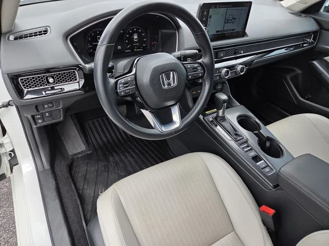 Used 2024  Honda Touring image 28