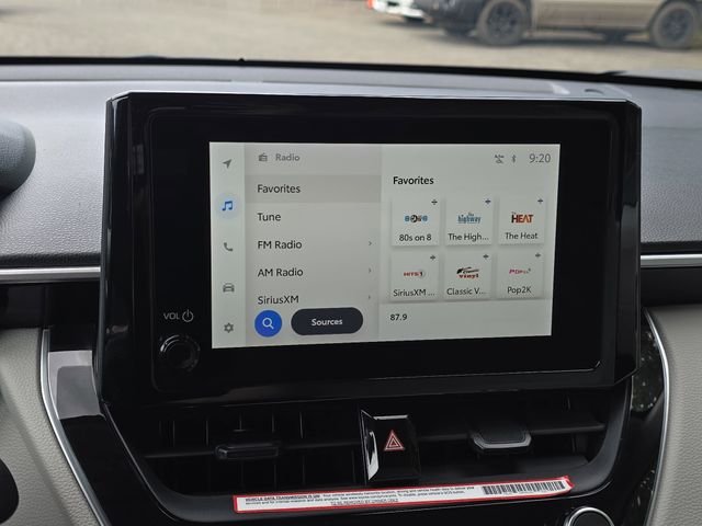 Used 2023  Toyota L image 20