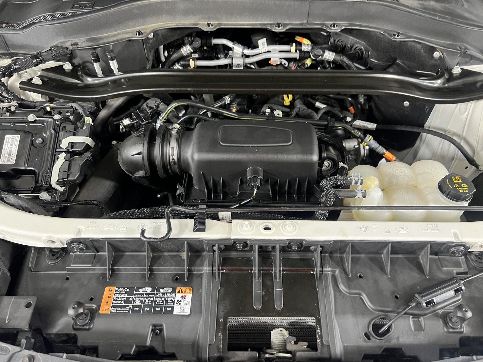 Used 2022 White Metallic Ford Limited image 38
