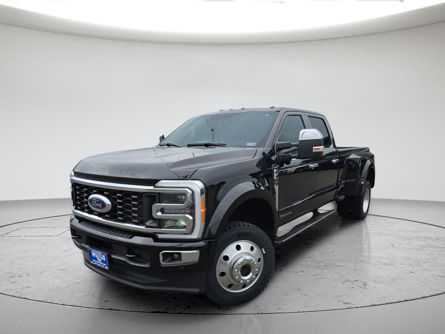Used 2023 Agate Black Metallic Ford Platinum image 1