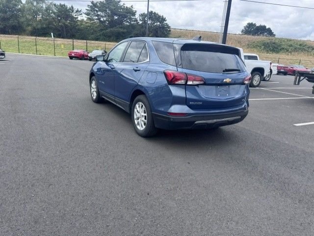 Used 2024 Lakeshore Blue Metallic Chevrolet LT image 7