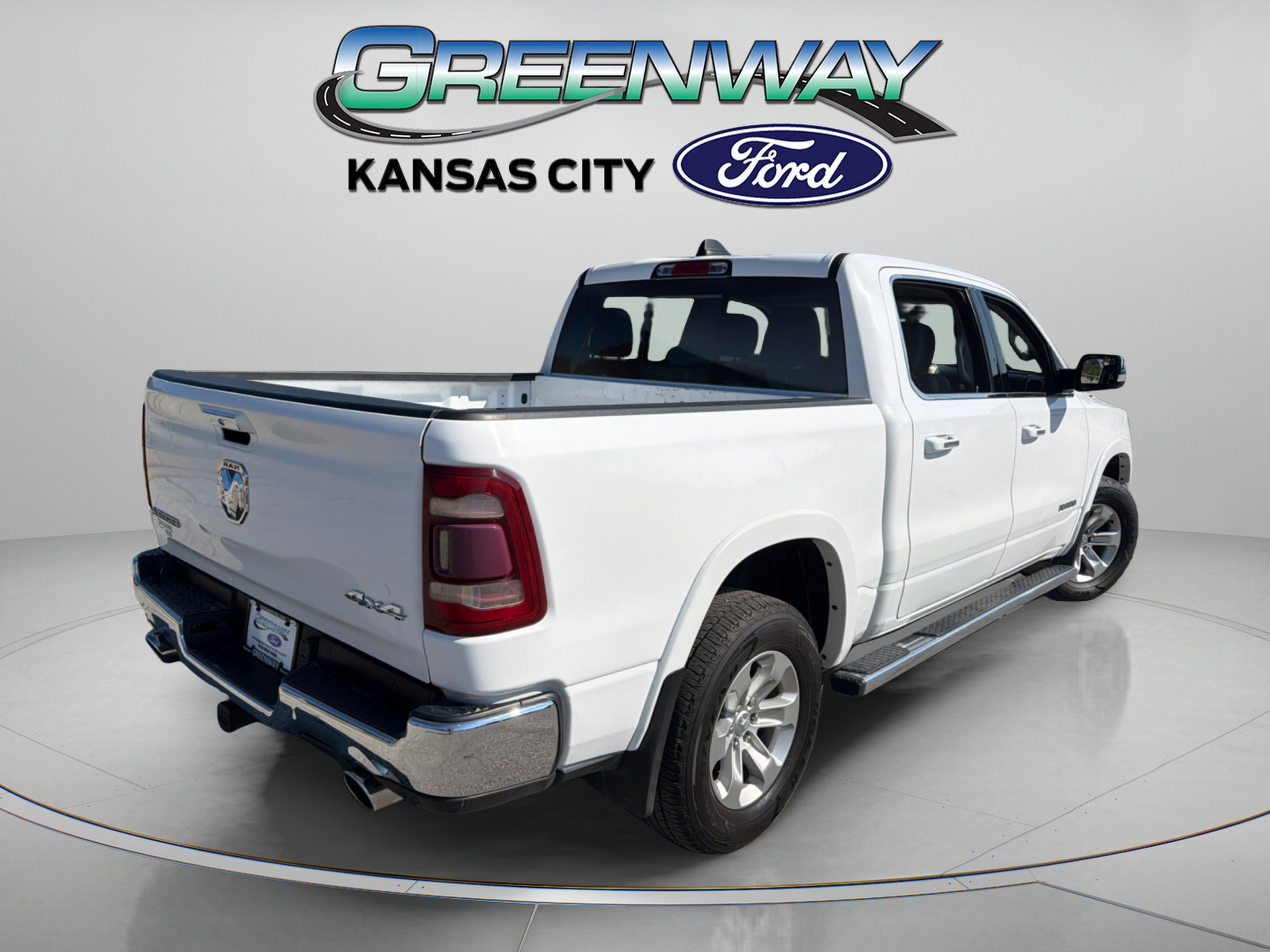 Used 2022 Bright White Clearcoat Ram Laramie image 8