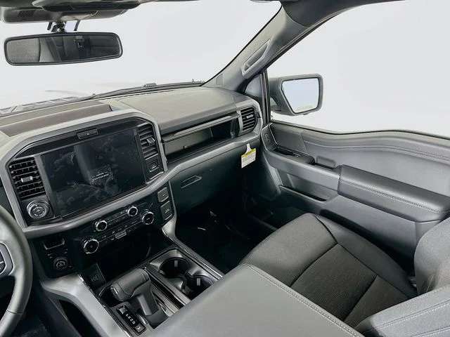 New 2026 Iconic Silver Metallic Ford XLT image 23