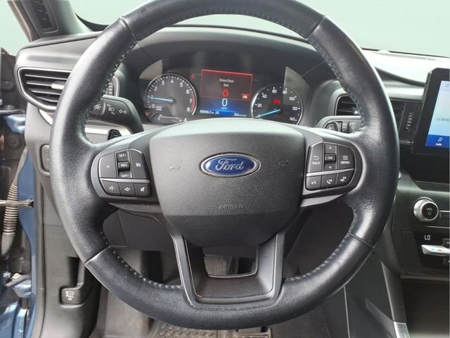 Used 2020 Blue Ford XLT image 23