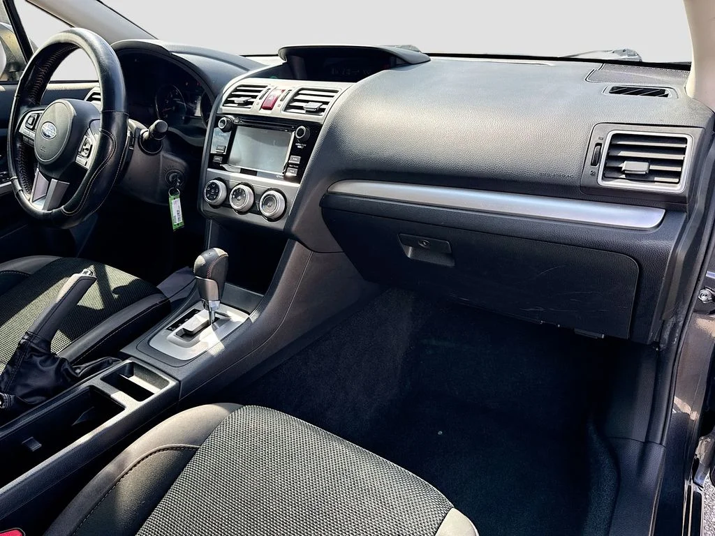 Used 2017 Gray Subaru 2.0i Premium image 33