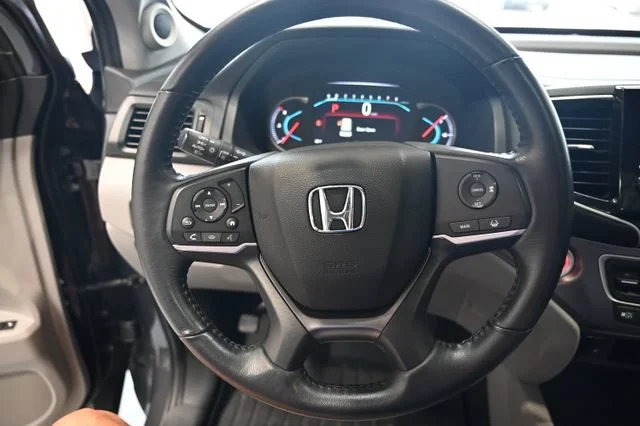 Used 2020 Gray Honda 2WD EX-L image 22