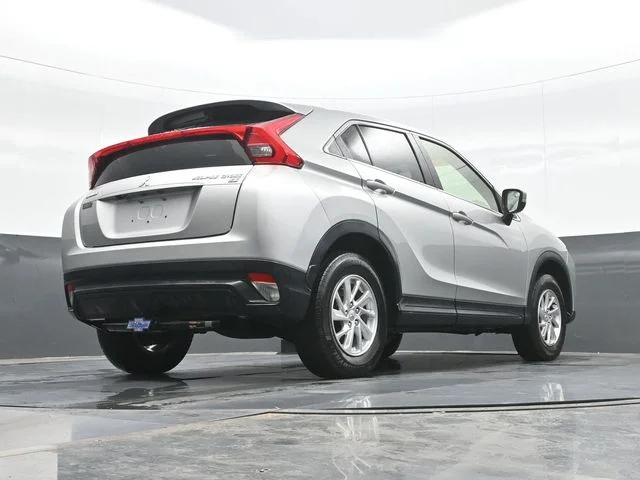 Used 2019 Silver Mitsubishi ES image 26