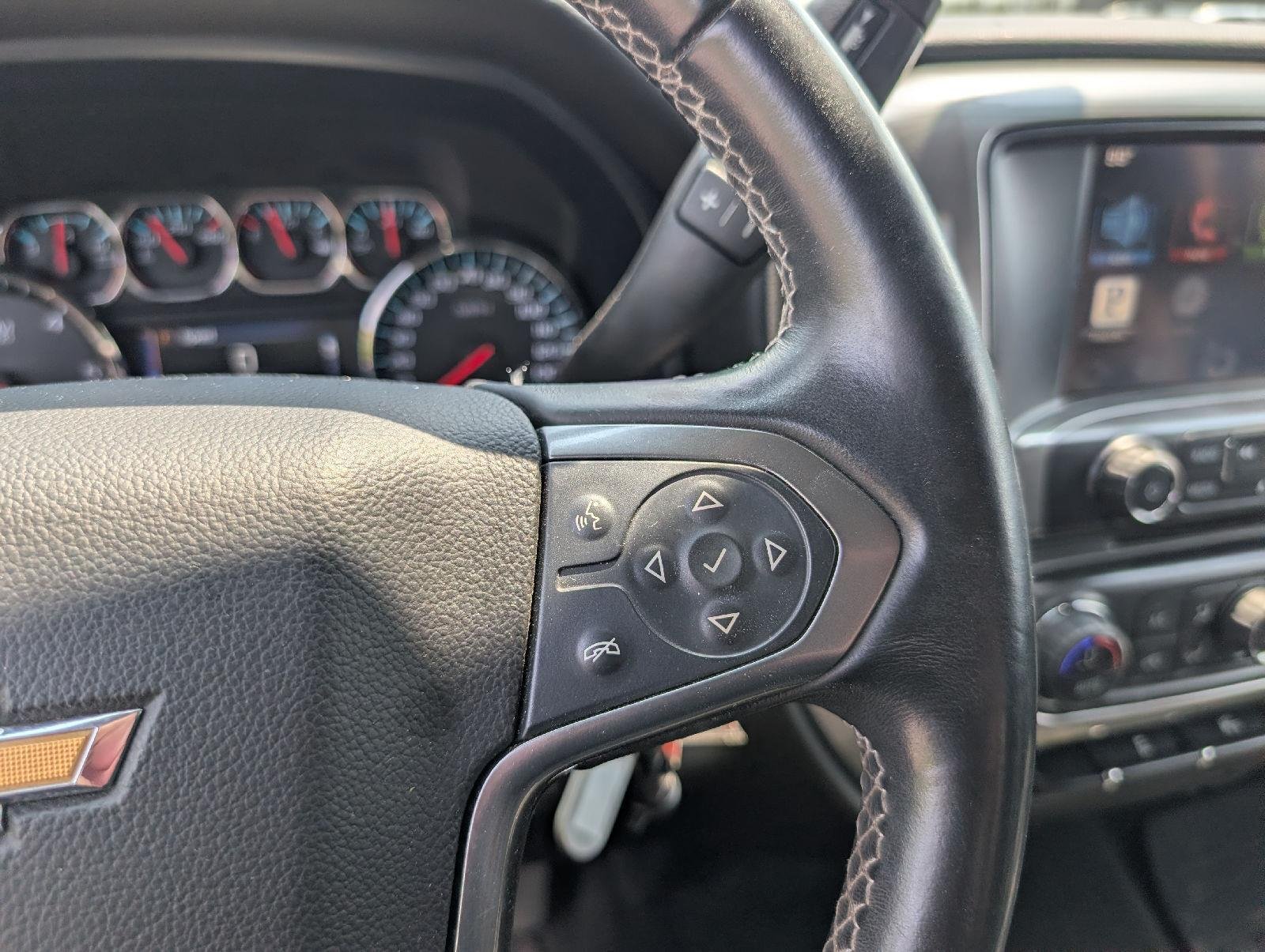 Used 2014 Tungsten Metallic Chevrolet LT image 17