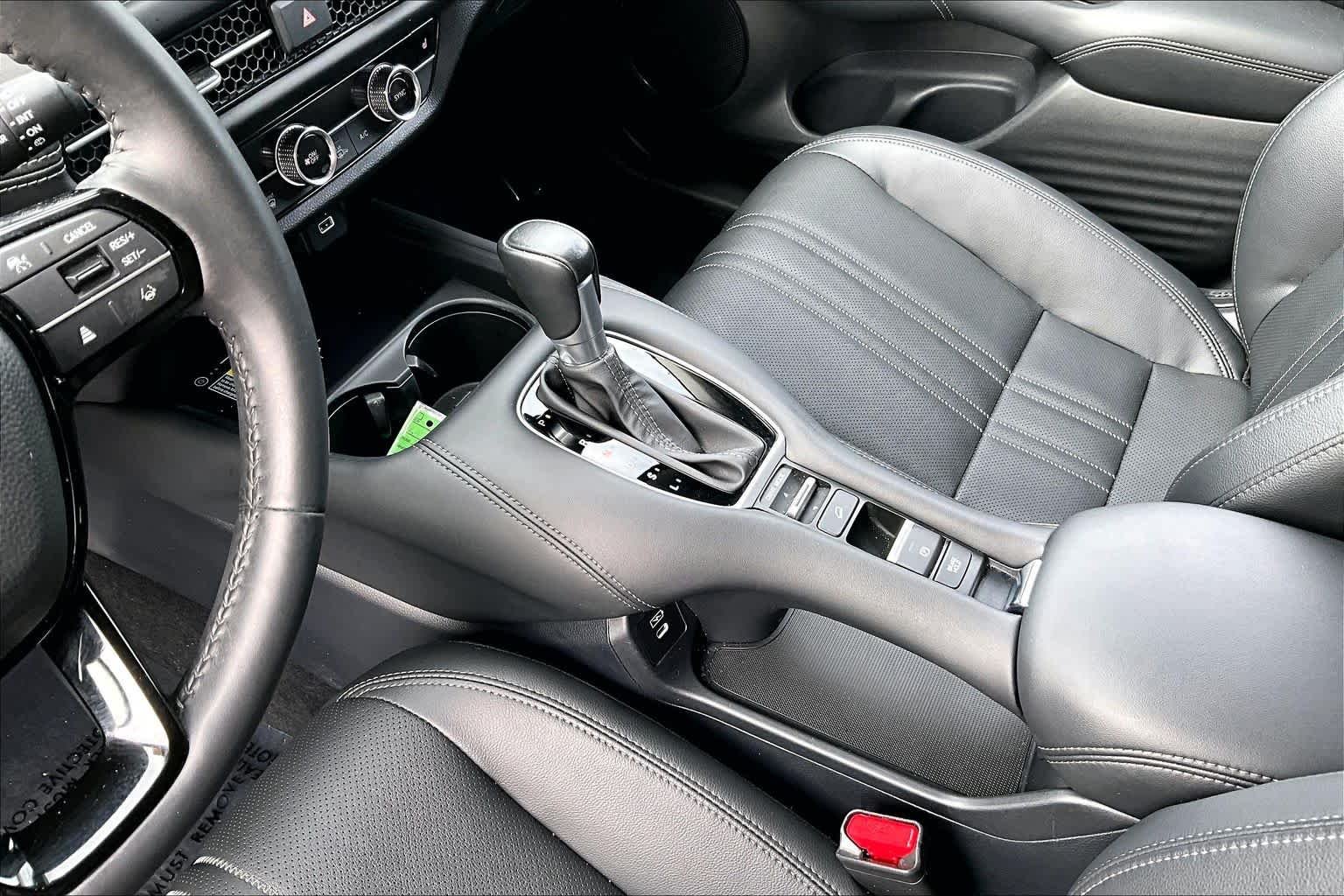2024 Honda HR-V EX-L - Photo 16