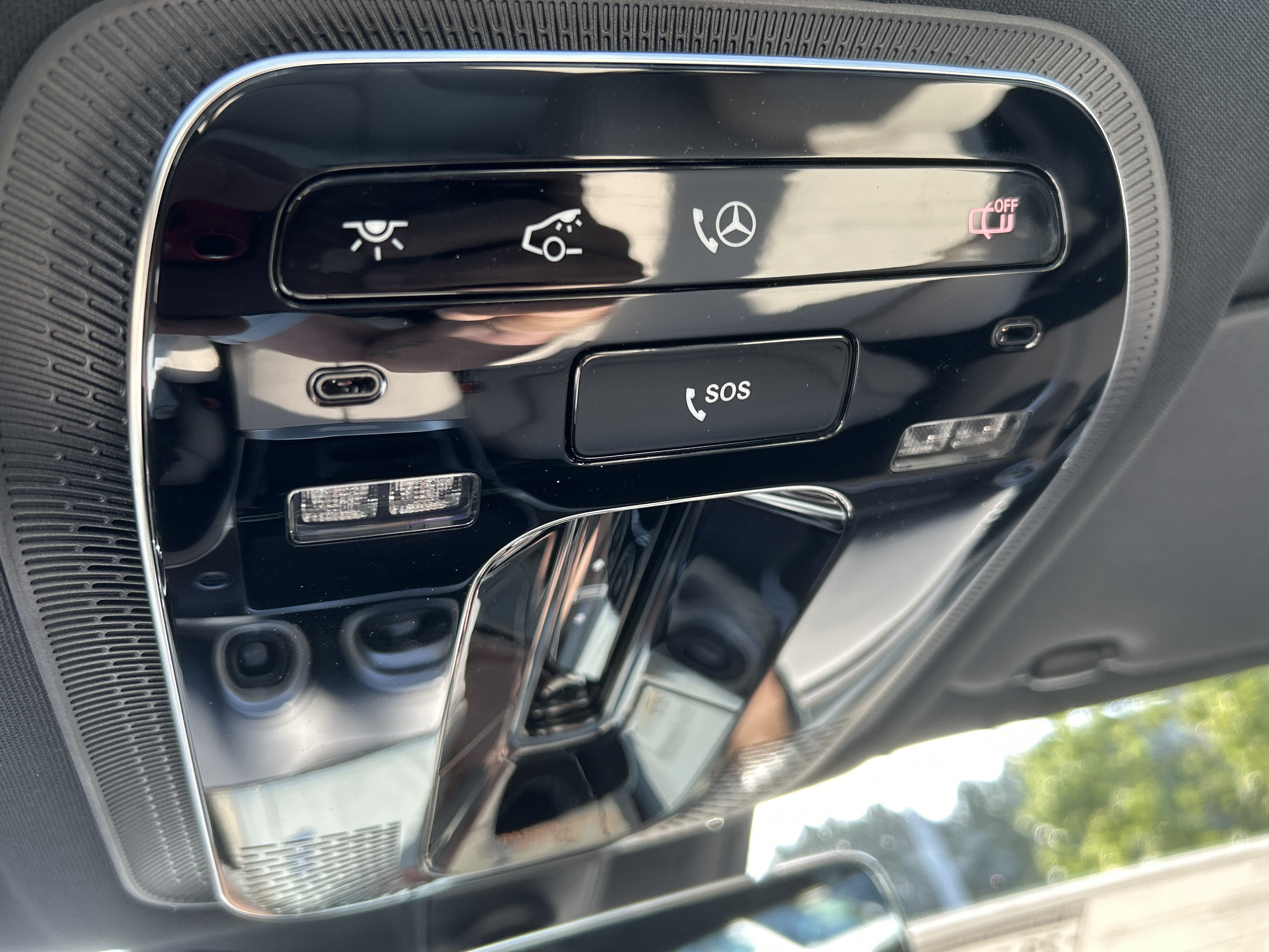 New 2026 MANUFAKTUR Moonlight White Metallic Mercedes-Benz C 300 Sedan image 34