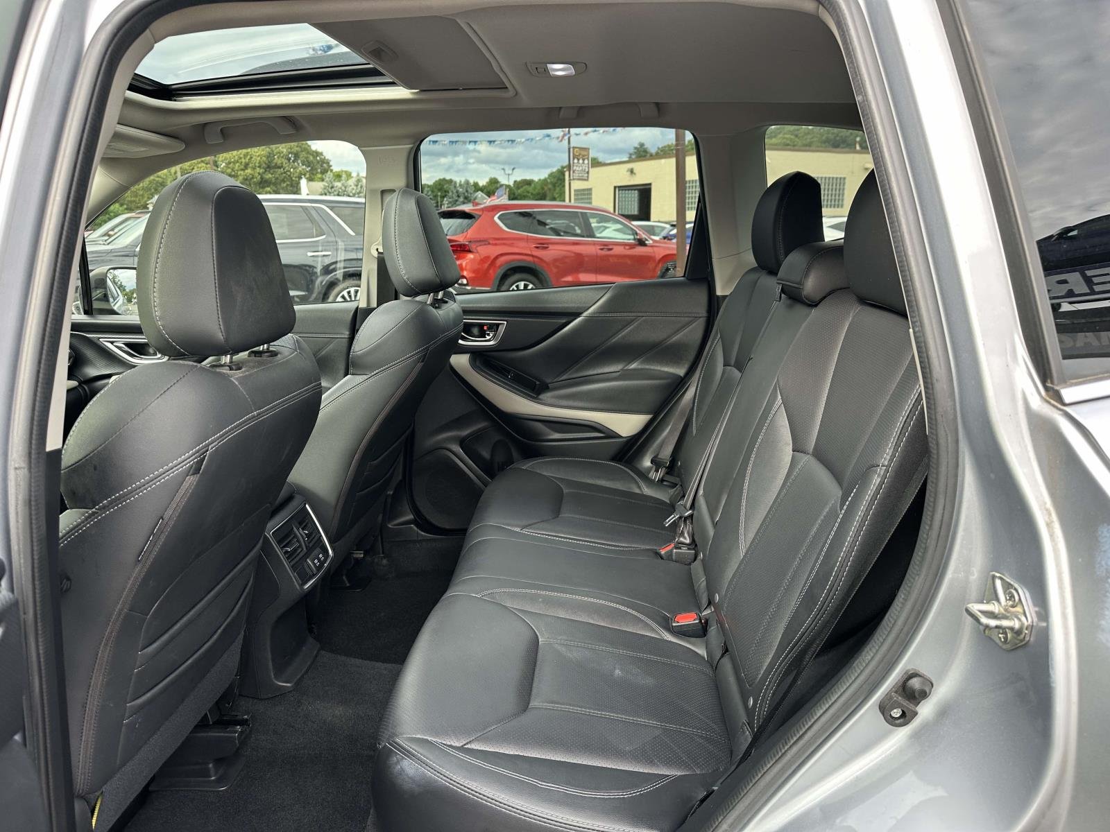 2022 Subaru Forester Limited - Photo 18