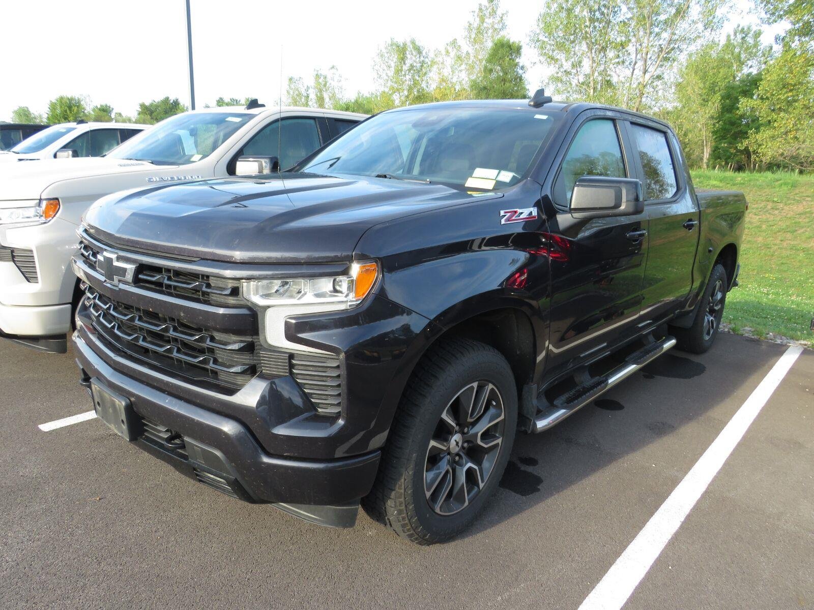 Used 2022 Dark Ash Metallic Chevrolet RST image 6