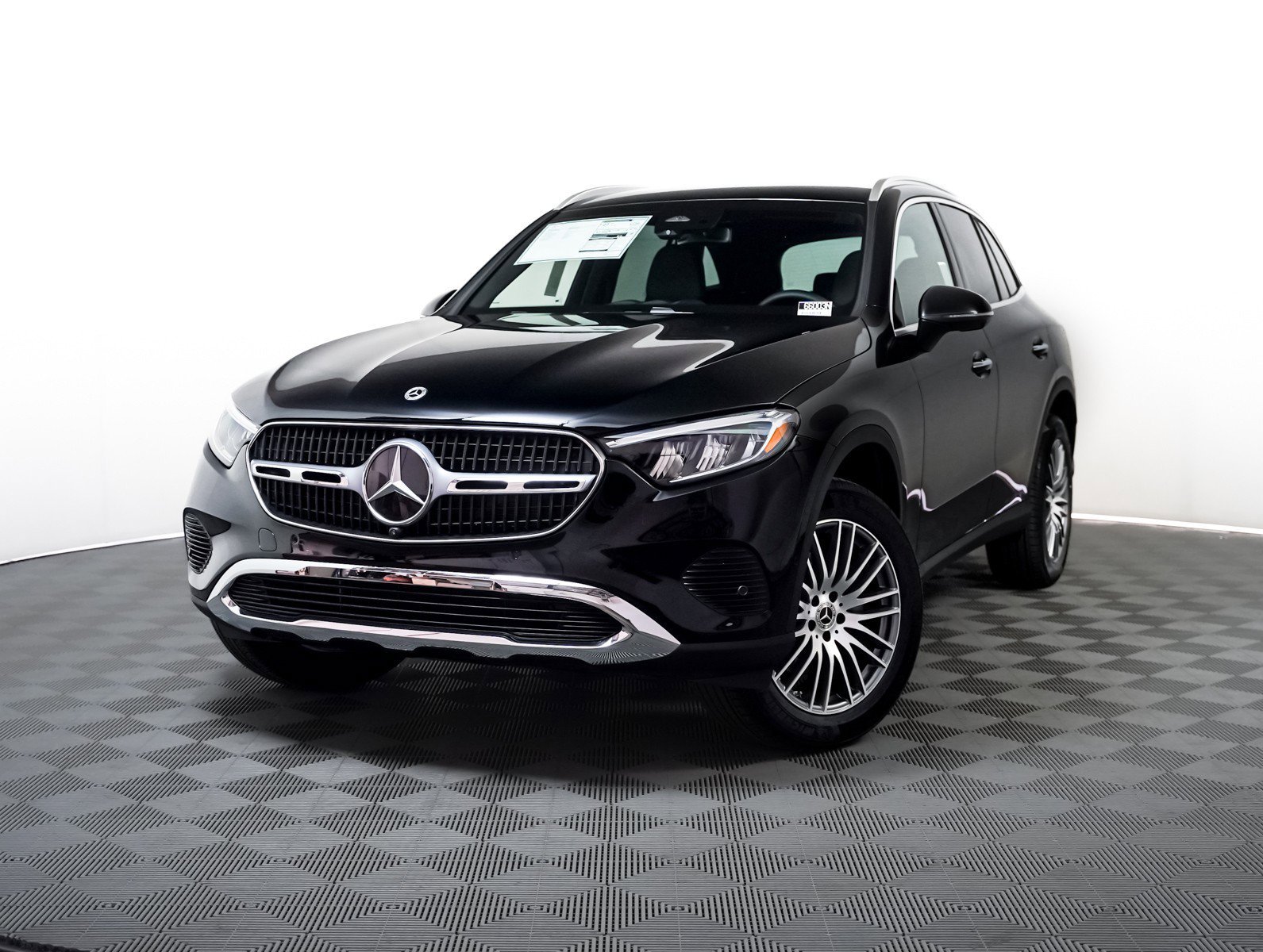 2026 Mercedes-Benz GLC