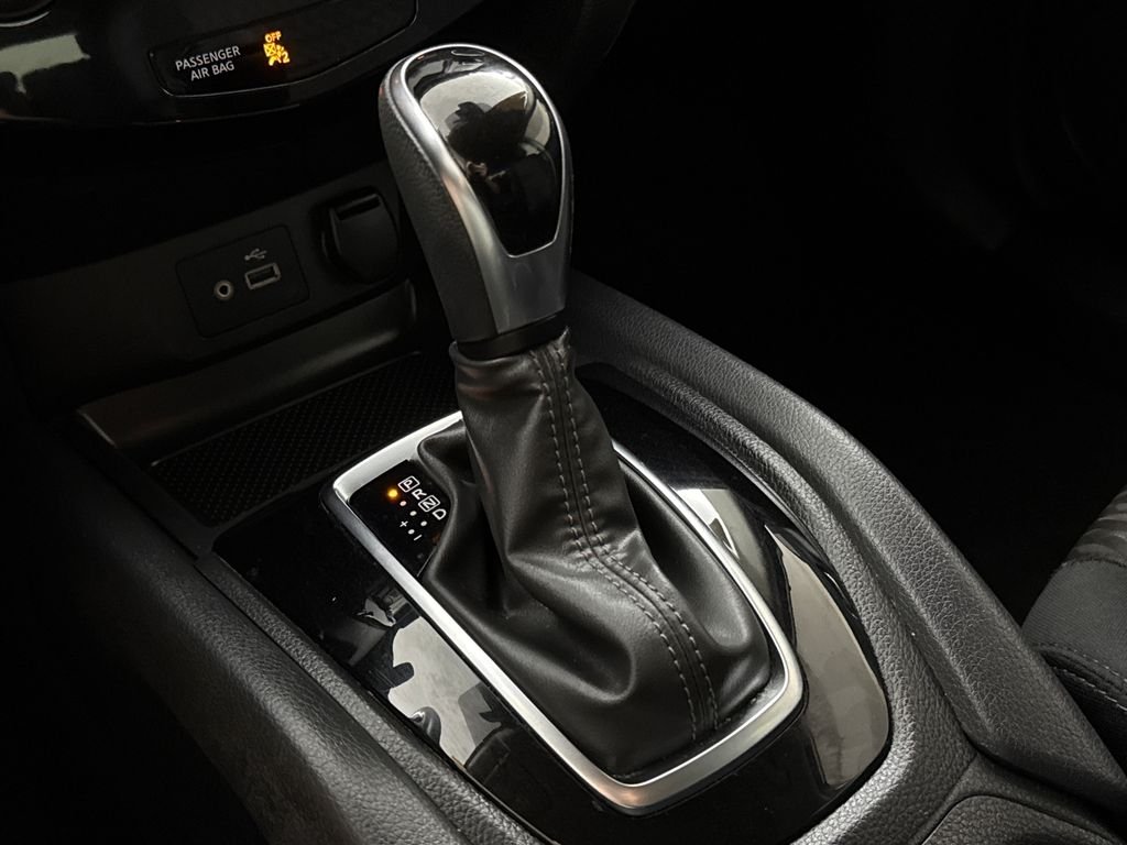 2019 Nissan Rogue S - Photo 18