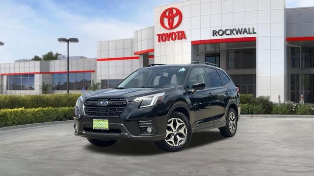 2023 Subaru Forester Premium's photo