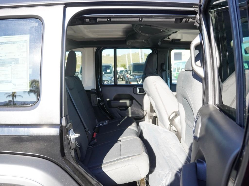 New 2026 Black Clear-Coat Exterior Paint Jeep Sport image 23