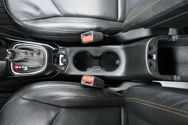 Used 2017 Black Jeep Limited image 31