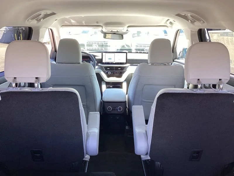 New 2026 White Ford Platinum image 33